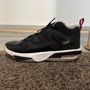 Jordan stay loyal 3